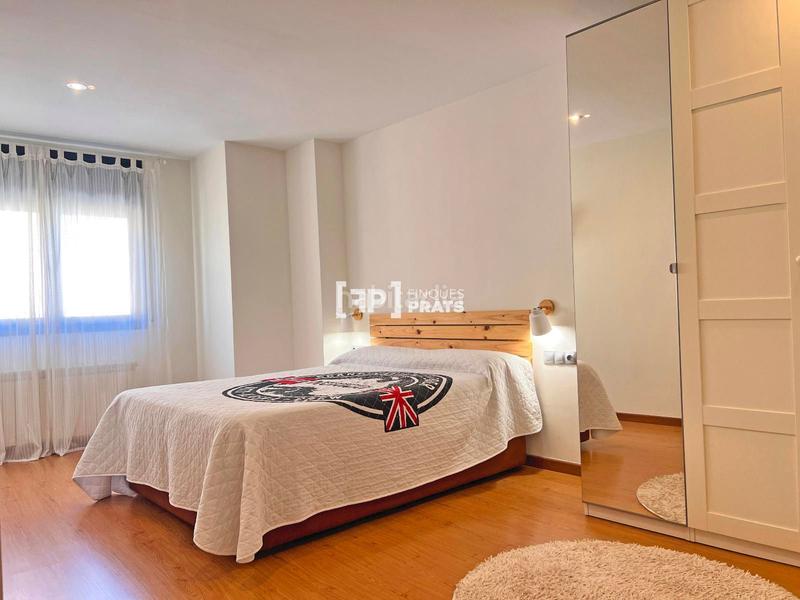 Foto 4dd7e5a9-e994-4540-91c7-58573bddd400. Casa edificio en venta con 2 viviendas independientes en Puigverd de Lleida