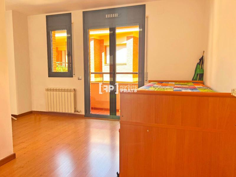 Foto cf0f9399-d556-431d-86b1-a359ba646ba7. Casa edificio en venta con 2 viviendas independientes en Puigverd de Lleida