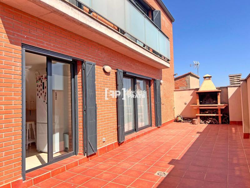 Foto d493a937-145a-4312-96c5-e117954f75b8. Casa edificio en venta con 2 viviendas independientes en Puigverd de Lleida