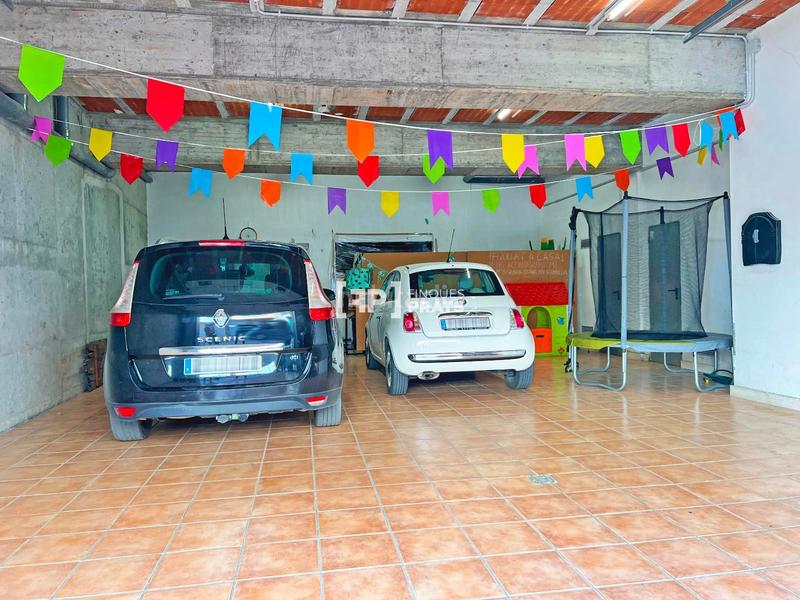 Foto e66e85b4-4441-4c2f-a984-842bce8aedee. Casa edificio en venta con 2 viviendas independientes en Puigverd de Lleida