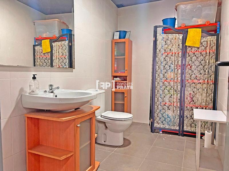 Foto ea38e1fd-bdfb-4fe2-b4ff-aaa05d3ff80e. Casa edificio en venta con 2 viviendas independientes en Puigverd de Lleida