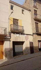 Casa  Catalunya. Casa en venta con garaje en castellser�