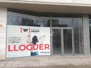 Lloguer Local Comercial  Pere de cabrera. Local comercial en aquiler en zona universitaria de cappont