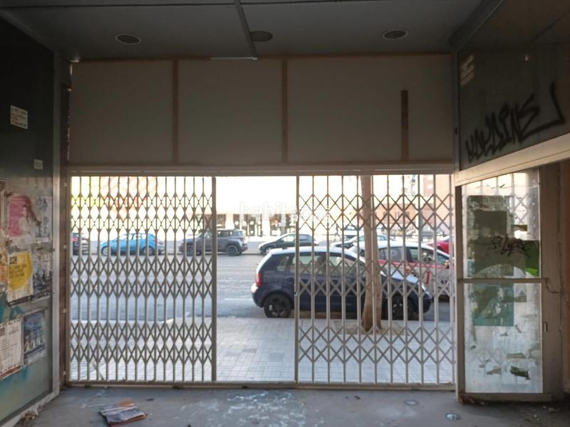 Foto 5cb0381a-d262-4a2b-a290-ca9dec261a26. Rent business premise in Pardinyes Lleida