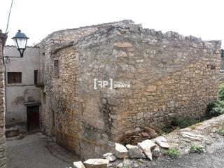 Finca rústica  De la fuente. Castellnou doluges suelo residencial en venta de 131 m2.