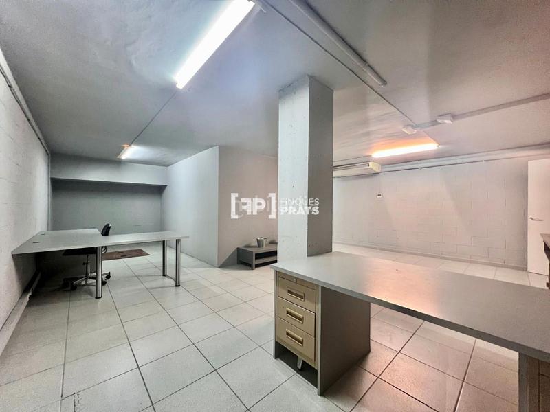 Foto 1ee425e7-a275-4681-b3fe-ddd2406d275a. Alquiler local comercial local en alquiler en zona alta en Lleida