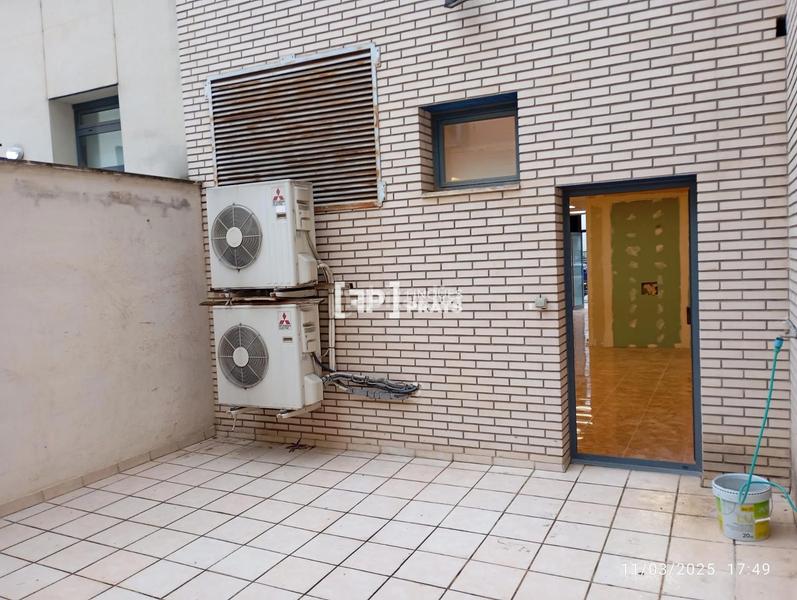 Foto b62b82d8-74bd-4ead-b202-f161c3048aea. Location local commercial dans Cappont Lleida