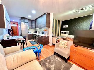 Pis  Baixada de la trinitat. Estudio en venta en rambla ferran