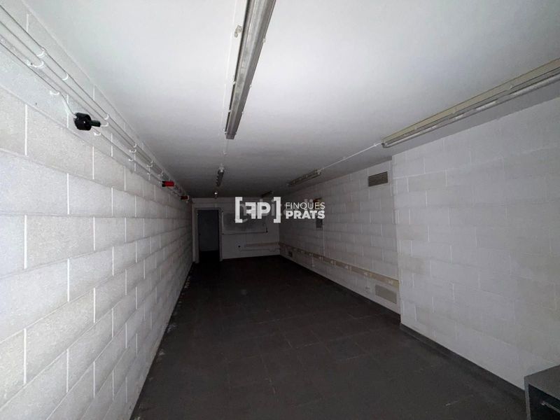 Foto 8a6b750a-74b5-4699-8d3f-7444c852f756. Local comercial a Príncep de Viana-Clot-Xalets Humbert Torres Lleida