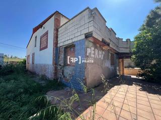 Casa  Quatre pilans. Lleida casa independiente en venta con una superficie de 194 m2
