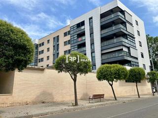 Pis  President josep tarradelles. Piso en venta en edificio fira