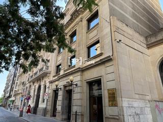 Local commercial  Blondel. Local en venta en lleida.
