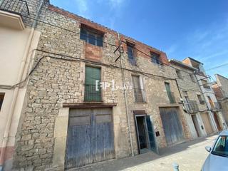 Casa  Tarragona. Vinaixa casa en venta con una superficie de 186 m2