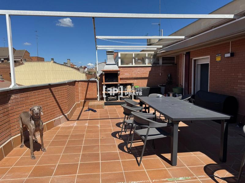 Foto 1c2a8bd2-ecb0-4feb-af72-6ba174ca7a6e. Dúplex atico duplex en venta en zona escorxador en Lleida