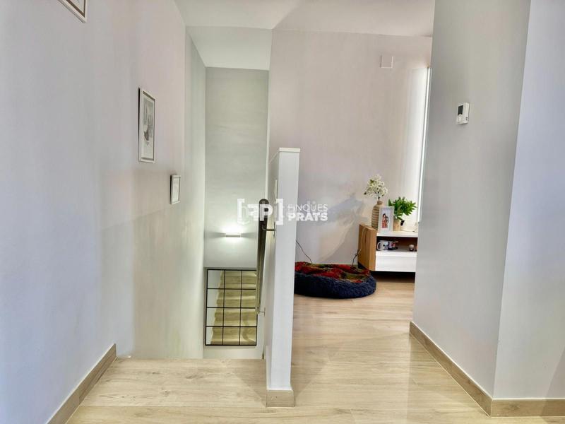 Foto c156516a-d369-47bb-96da-552f25574cfc. Dúplex atico duplex en venta en zona escorxador en Lleida