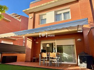 Casa adosada en Alpicat. Casa adosada en venta en alpicat