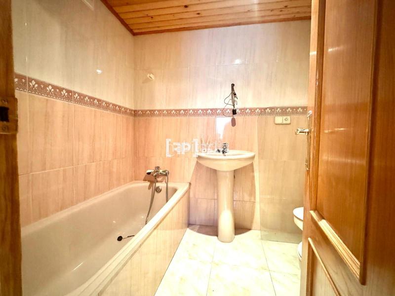 Foto 758e35e9-5365-488f-a1e9-2e91e1131068. Appartement avec chauffage dans La Bordeta Lleida