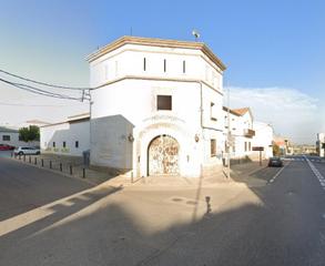 Edificio  Onze de setembre. Bellcaire durgell edificio singular en venta con superficie de 9