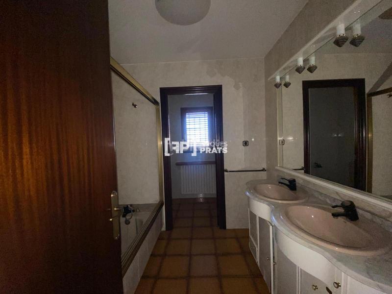 Foto 48242e05-25a5-4c9b-81c5-31c2d731f2c5. Chalet con parcheggio piscina in Rosselló