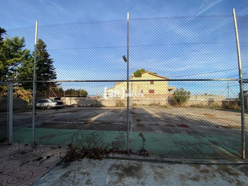 Foto 73f9f7e2-36a2-4923-8df5-00865af300da. Chalet con parcheggio piscina in Rosselló