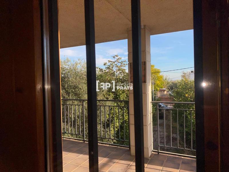 Foto cb13387e-f1b9-4cee-a5c0-d9b33e819de1. Chalet con parcheggio piscina in Rosselló