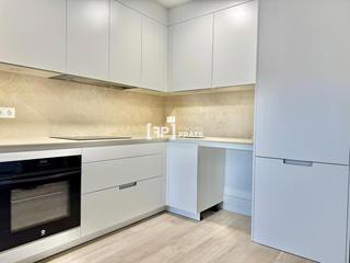 Appartement  Lluis roca. Renfeaverambla ferran y proxima estacion de autobuses