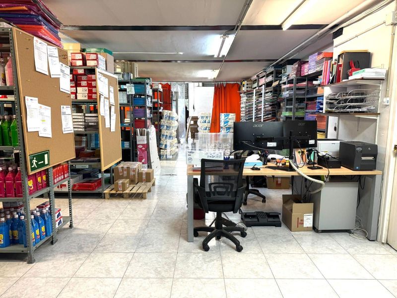 Foto 27d1c6b9-43ff-4016-97bd-072f06ba2b59. Local comercial a La Bordeta Lleida