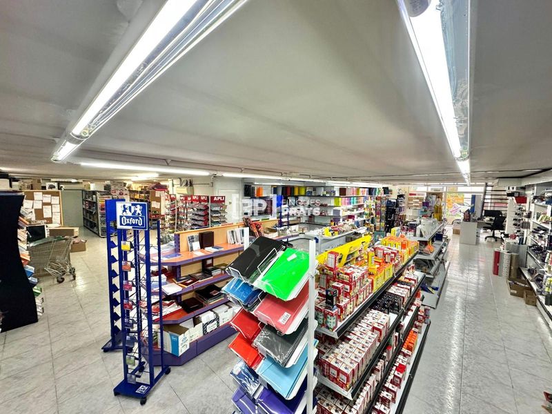 Foto 53c62684-d158-420f-841e-ea412305bf6d. Local comercial a La Bordeta Lleida