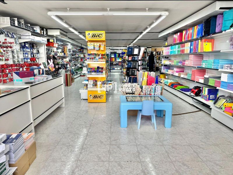 Foto 97837784-a4fd-4b67-8ac6-b5037dde4c85. Local comercial a La Bordeta Lleida