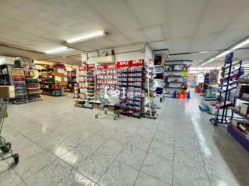 Foto ee760930-eada-4034-a477-253f43d340c6. Local comercial a La Bordeta Lleida