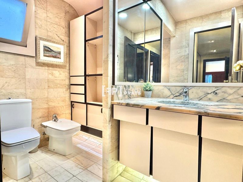 Foto 2ff577e0-d726-46c4-89dd-fd688dd461d2. Pis amb calefacció a Rambla Ferran Lleida