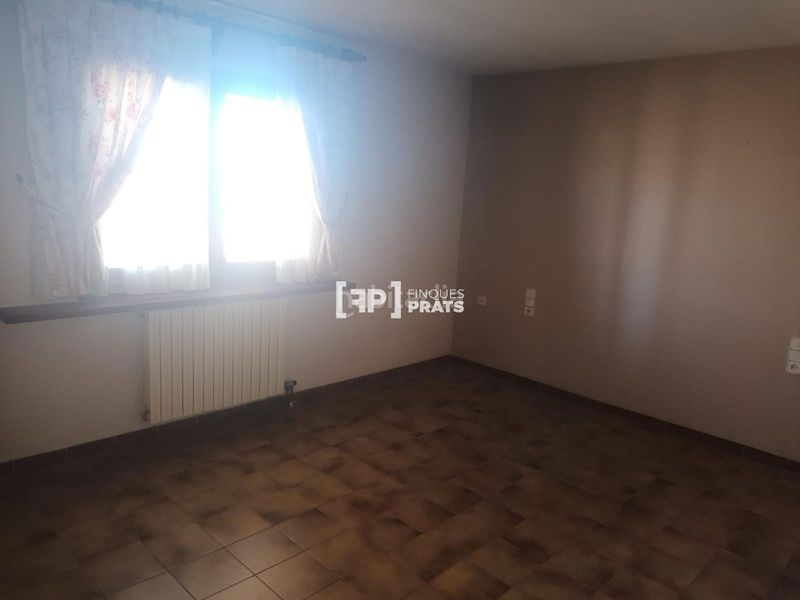 Foto b6bc257c-4c33-42ea-be00-9b73bf2ea2c4. Finca rústica a Partides Rurals Lleida