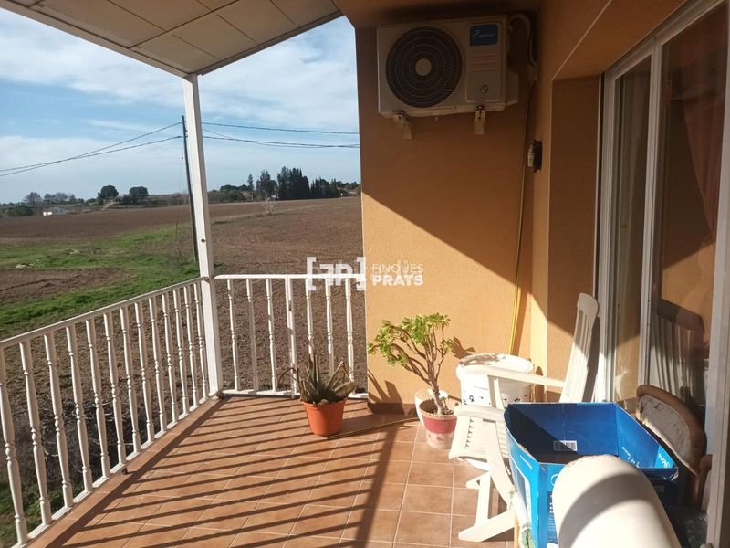 Foto bdff7e9d-a516-4d1a-8d5b-dc1bfdc4daf3. Finca rústica a Partides Rurals Lleida