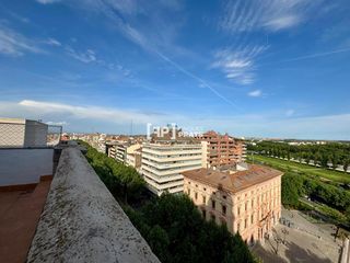 Piso  Francesc macia. Piso con terraza en venta en lleida