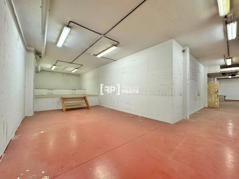 Foto 1ff799ac-7b97-41d5-b7a5-3e43ae1161c4. Local comercial a Príncep de Viana-Clot-Xalets Humbert Torres Lleida