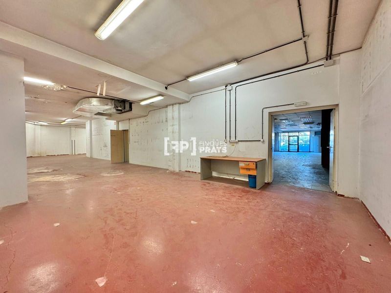 Foto 293e3b07-5950-40d9-b82e-14d1c770234a. Local comercial a Príncep de Viana-Clot-Xalets Humbert Torres Lleida