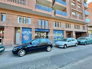 Local Comercial  Segon paseig de ronda. Local en venta en lleida