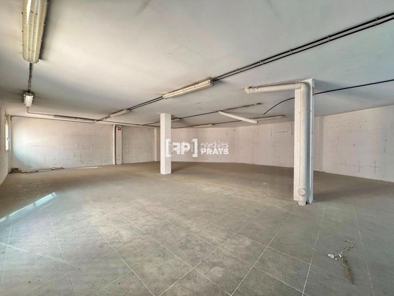 Foto cffbe18f-d226-4e83-9ddd-410a27f88d40. Local comercial a Príncep de Viana-Clot-Xalets Humbert Torres Lleida
