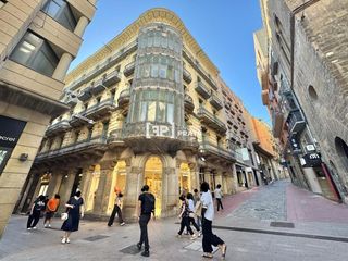 Duplex  Major. Eje comercial  duplex en venta de 70 m2, 2 habitaciones