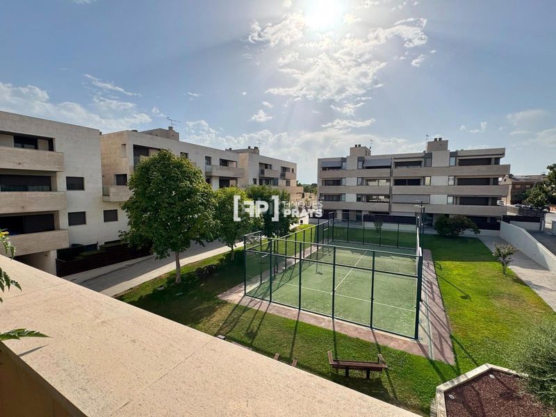 Foto 2f0e88c7-81f1-46ea-8f6b-5f2ecb0923d3. Pis amb piscina a Ciutat Jardí Lleida