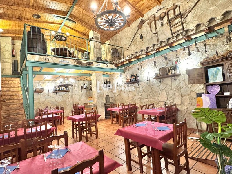 Foto aa22abc7-eae5-4e04-b295-8bee3342f86f. Local comercial restaurante en venta en Mariola Lleida