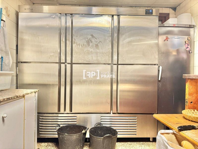 Foto bcbb9d7d-bf08-45bf-b05d-ecd3cae00f8a. Local comercial restaurante en venta en Mariola Lleida