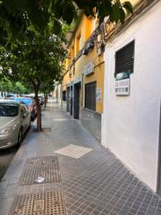 Business premise  Julio pellicer. Local comercial para inversión junto a la plaza de costasol
