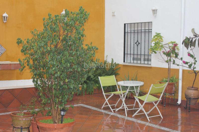 Foto e6bc79df-8d5b-4eb2-94f3-2ffd05ee4917. Casa adosada  junto a plaza de la magdalena!!!!! en Córdoba
