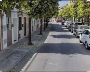 Casa  Calle don quijote. Casa para derribar  en la zona de cañero