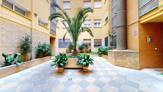 Pis  Calle profesor tierno galvan. Piso en fátima de 3 dormitorios con amplia plaza de garaje en pr