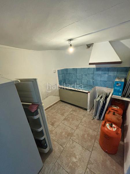 Foto 83f4f43b-37bd-411e-98dd-0dbbdf2175a1. Casa aparellada a Ayódar