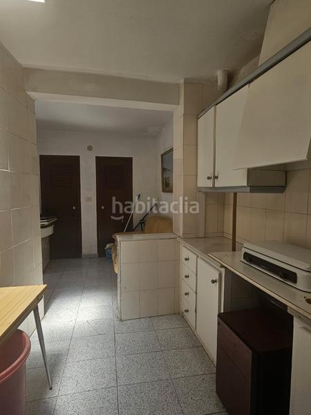 Foto 91cfb5d5-5d7d-40f1-b54f-6e9261030a3c. Casa aparellada a Centro Villarreal / Vila - real