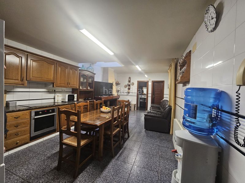 Foto f4fb050f-4c8a-4466-a500-856db2d0f0ee. Casa pareada espacio, comodidad y momentos en familia: el hogar que estabas esperando en vila-real en Villarreal / Vila - real