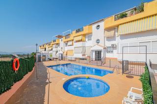 Etagenwohnung  Calle camino de los ogijares. Piso en urbanización privada con piscina terraza vistas despejad